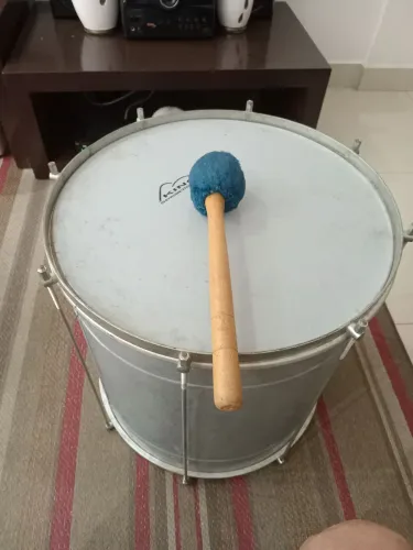 SURDO COM VAQUETA