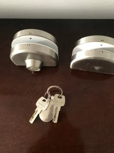 Fechadura para porta Blindex