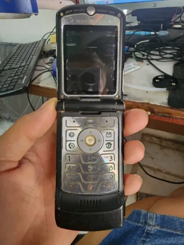 Motorola V3