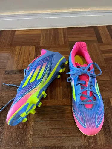 Chuteira Adidas F50 Tamanho 39