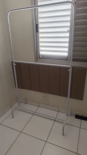 Cabideiro Arara de Roupas