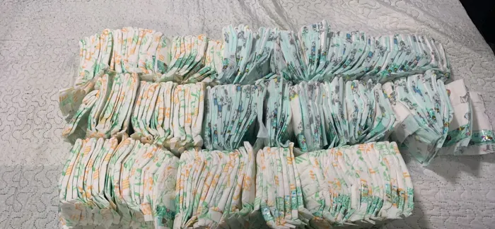 Fraldas 300 unidades xg mais tenho também p