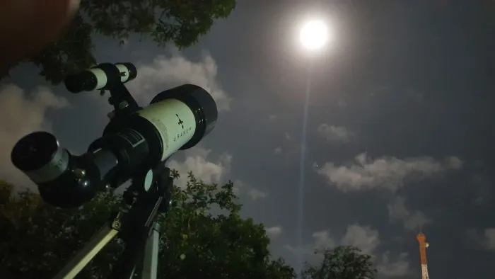 Telescópio Uranum Pegasus!