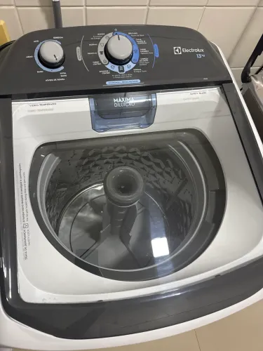Máquina de Lavar Electrolux 13kg Branca Essential Care com Cesto Inox e Jet&Clean (LED13)