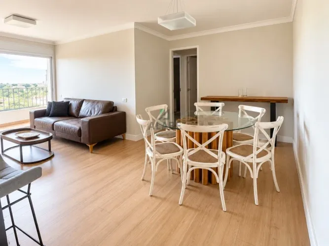 Apartamento à venda com 70m², 2 dormitórios e varanda em Moema
