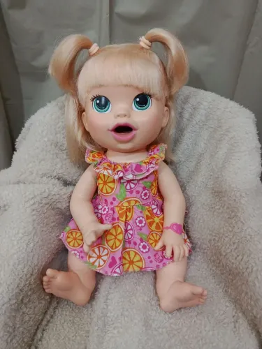 Boneca Baby Alive Comilona 