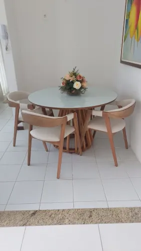 Conjunto Mesa / Cadeiras de Jantar - Alto Padrão
