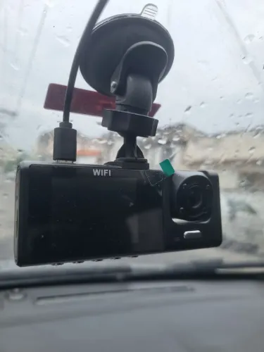 Câmera veicular Wi-Fi 