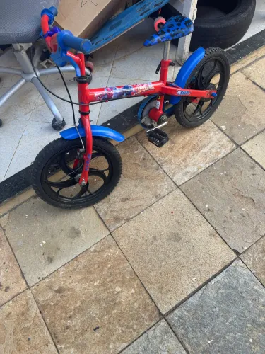 Bicicleta infantil caloi spider man