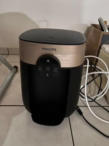 Vendo Purificador de água Philips ADD5926BK c/ Água natural, fria e gelada Na cor preta