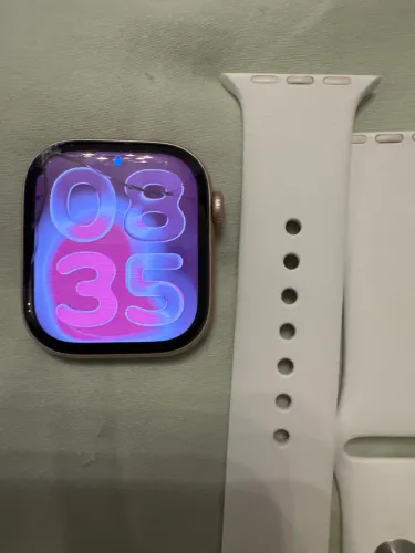 Apple Watch S11 42mm rose pulseira M tela trincada display funcionando