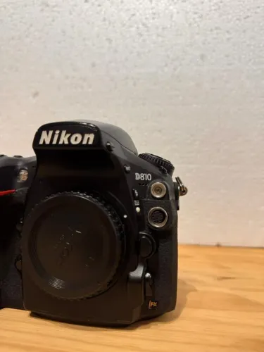 Câmera Nikon D810 FX Full Frame 36.3 MP (Corpo) - Impecável