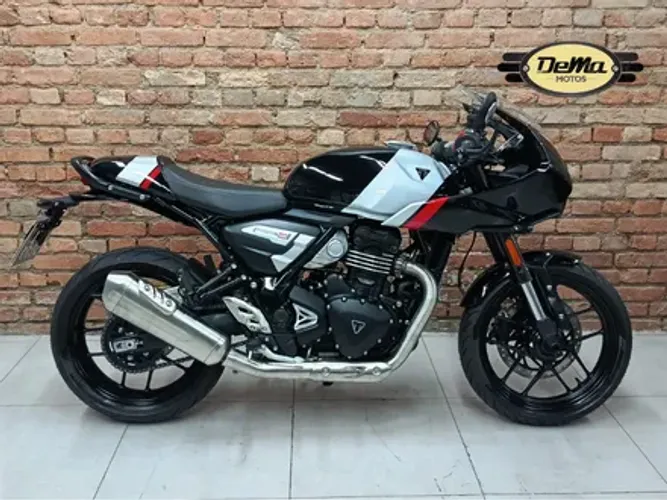 Triumph 400