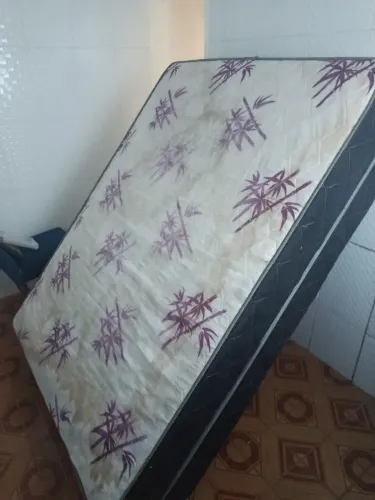 Base para cama casal usada