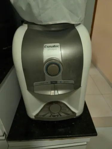 GELAGUA ESMALTEC PRA VENDER LOGO