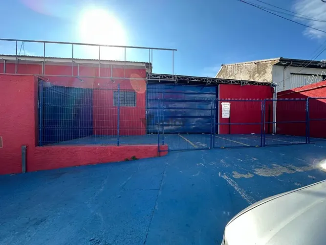 Salão à venda em Campinas, Jardim do Trevo, com 304 m²