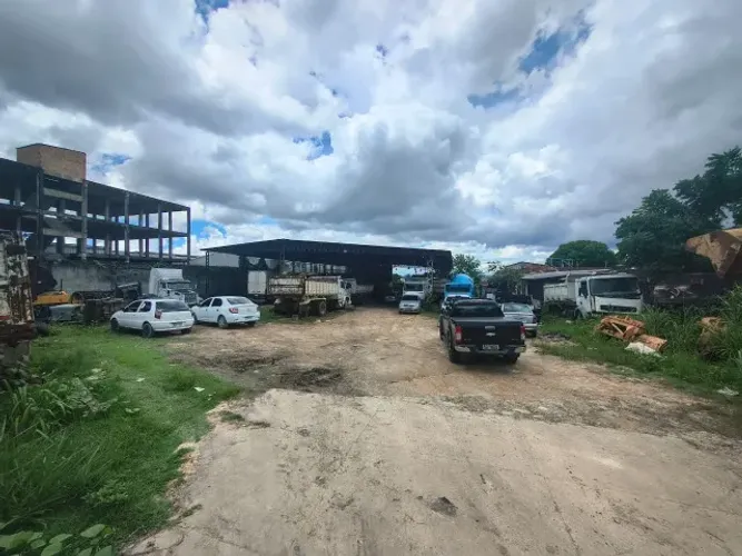 Terreno + Galpão em Flores prox. a avenida das torres