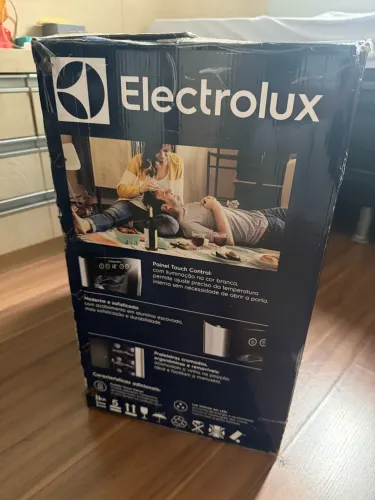 Adega de Vinho Electrolux 8 Garrafas ? Nova, Nunca Usada!