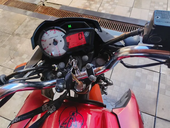 Troco por NMAX ou PCX 