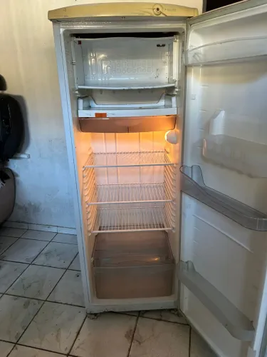 Geladeira consul Degelo seco (Frete grátis)