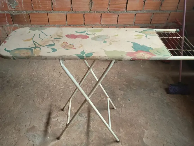 Tábua de passar roupa 