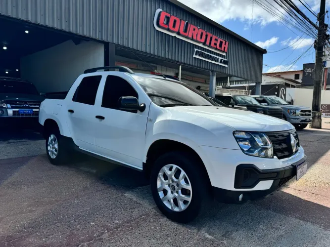 Renault Duster Oroch Intense 1.6 Flex 16V Mec. 2025