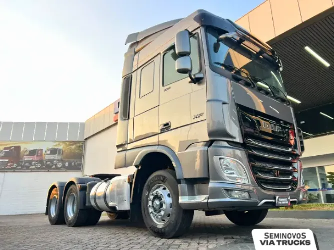 Caminhão DAF XF FTT 530 6x4 2021/2021 Cavalo Traçado Revisado Garantia