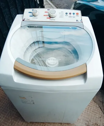 maquina de lavar quebrada