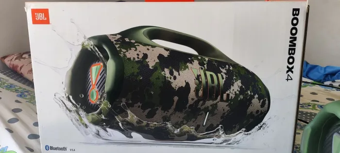Bombox 4