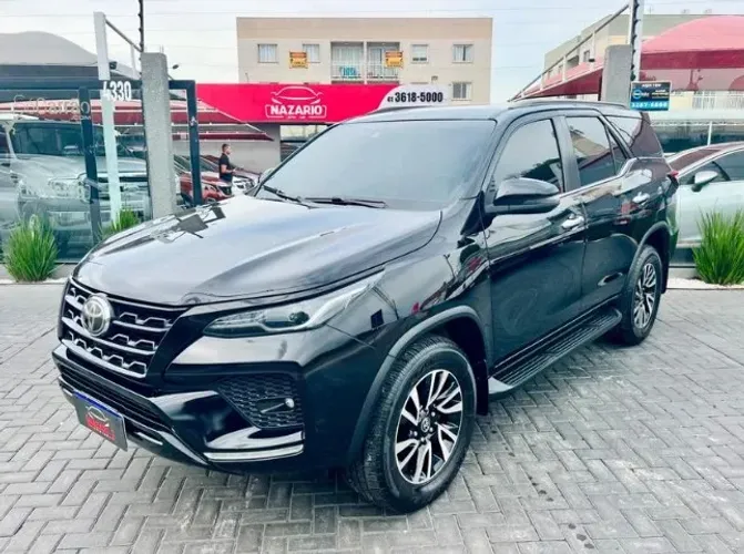 Toyota Hilux SW4 SRX 4X4 2.8 TDI 16V Dies. Aut. 2021