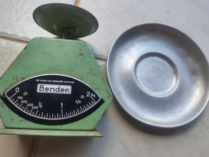 Balança bender capacidade pra 2 kilos