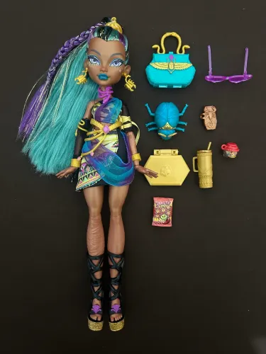 Nefera g3 Monster High