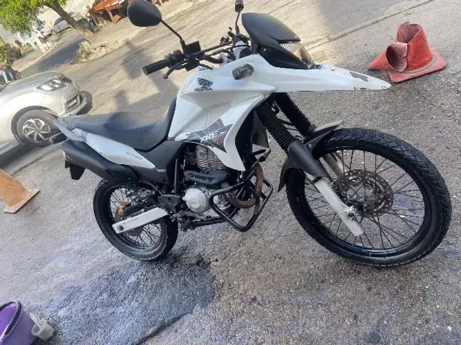 Honda Xre 300 ano 2010