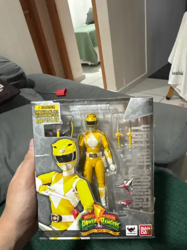Ranger Amarela Bandai Tamashi Nations