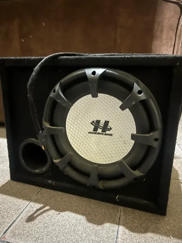 SUB HURRICANE 10 POLEGADAS