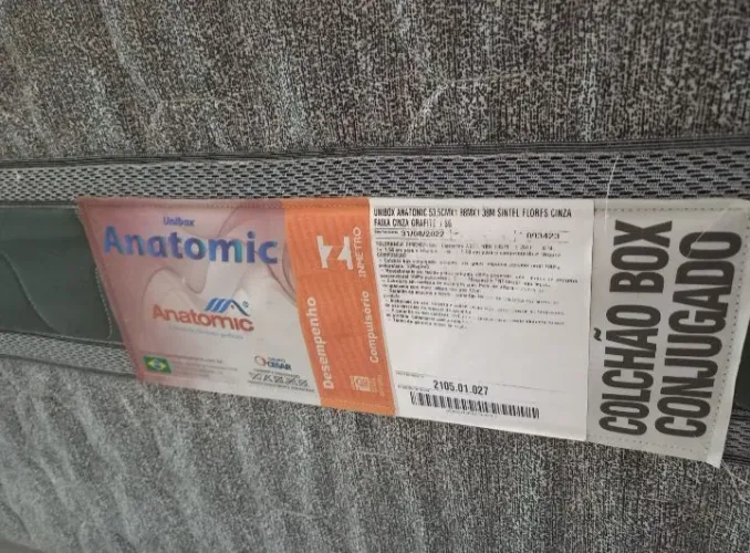 Cama box casal excelente pra quem busca espaço