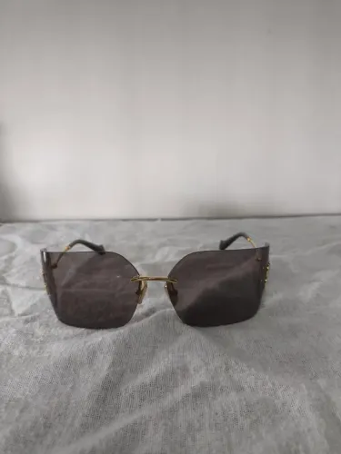 Óculos de sol miu miu runway smu 54y original -dourado e malva