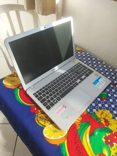NOTEBOOK SAMSUNG INTEL CORE i3 7ª GERAÇÃO | SSD 240GB | HD EXTERNO 1TB + BOLSA | GARANTIA