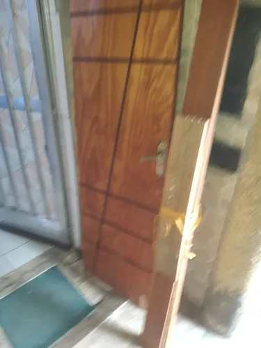 vendo porta de madeira completa maçaneta chave 