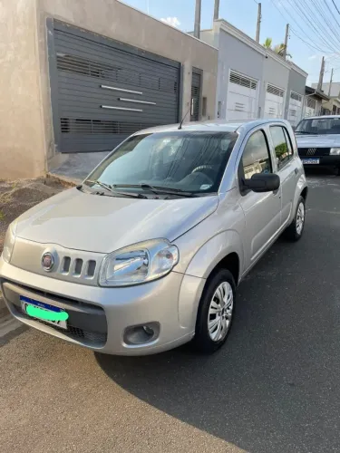Fiat Uno Vivace 1.0 EVO Fire Flex 8V 3P 2014