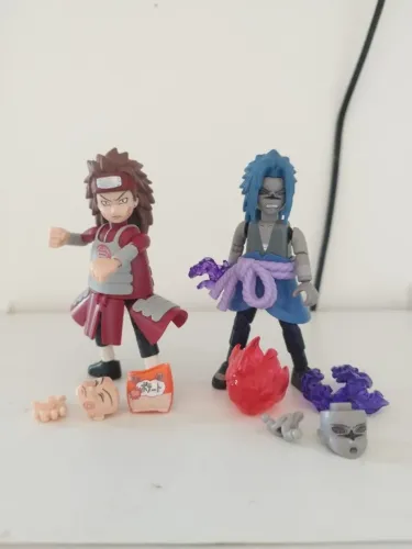 Blokees Sasuke Uchiha (5/54) e Choji Akimichi (1/9) - Em perfeito estado
