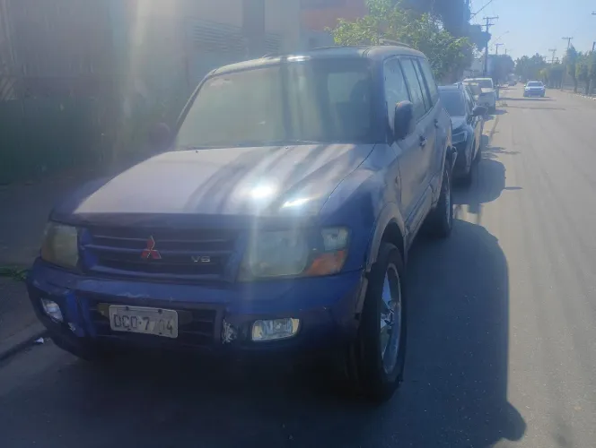 Mitsubishi Pajero GLS 3.5 V6 4P Aut. 2001