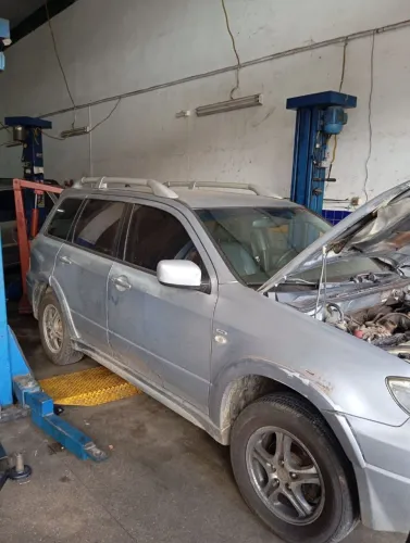 Mitsubishi Airtrek 2.4 16V 163cv/ 136cv 4X4 5P Aut. 2006