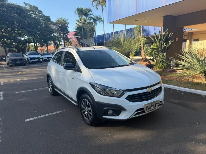Chevrolet Onix Activ 1.4 8V Flex Aut. 4P 2017