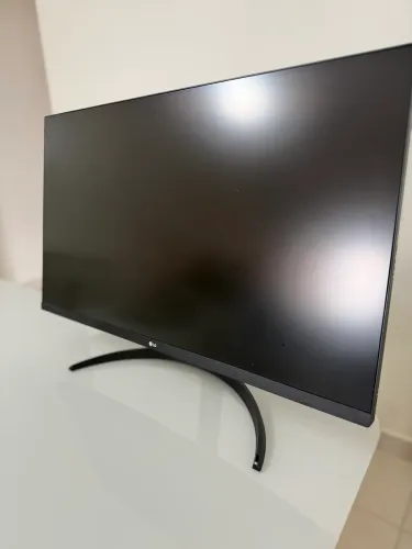 Monitor LG 4K 32 polegadas