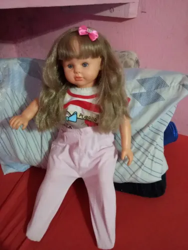 Boneca bebe marca roma
