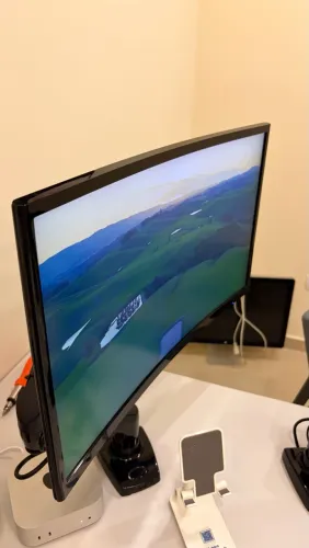 Monitor Samsung Curvo 24