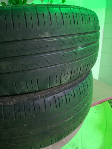Vendo um par de pneus meia vida Aro 16 Dunlup 