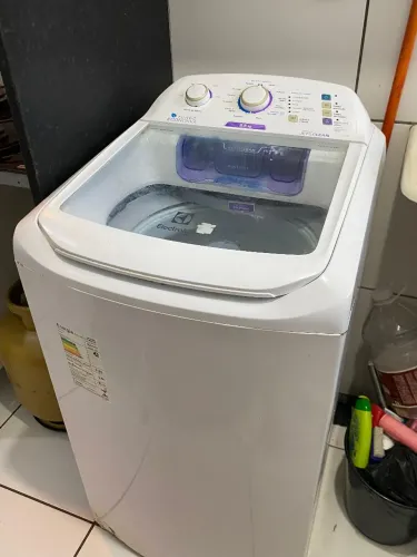 Máquina de lavar roupa Eletrolux