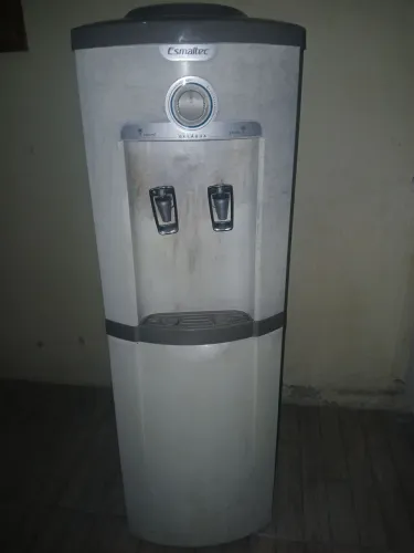 Gelagua Esmaltec de coluna